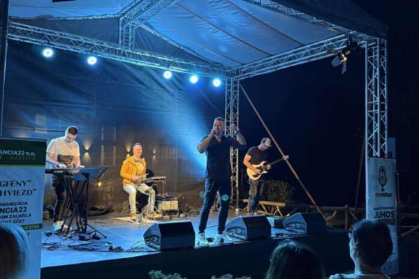 Jótékonysági est Móló étterem Nádszeg