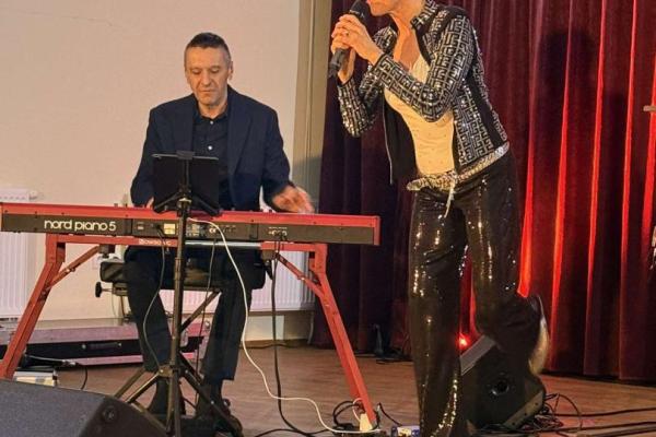 Illényi Katica és Sárik Péter Koncert Tallóson