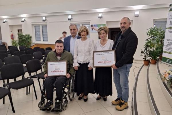 Jótékonysági zenés beszélgető est Kudlik Júliával és Szvorák Katalinnal Nádszegen