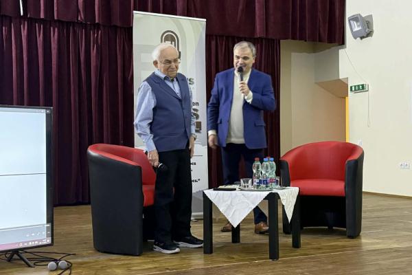 Beszélgetés ami nem interjú Vitray Tamással Tallóson