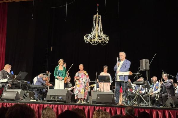 Tavaszköszöntő nőnapi jótékonysági koncert Komáromban