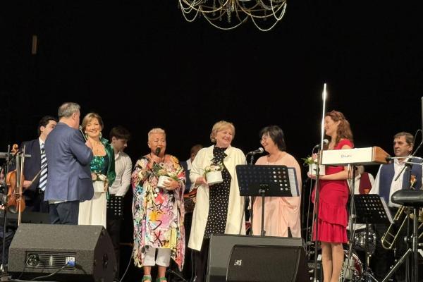 Tavaszköszöntő nőnapi jótékonysági koncert Komáromban