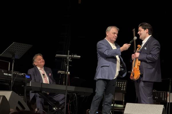 Tavaszköszöntő nőnapi jótékonysági koncert Komáromban