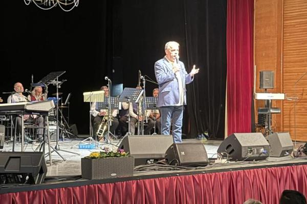 Tavaszköszöntő nőnapi jótékonysági koncert Komáromban