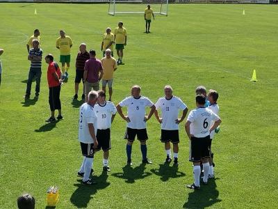 Nem csak a húszéveseké a világ Nemzetközi Veterán kispályás foci torna