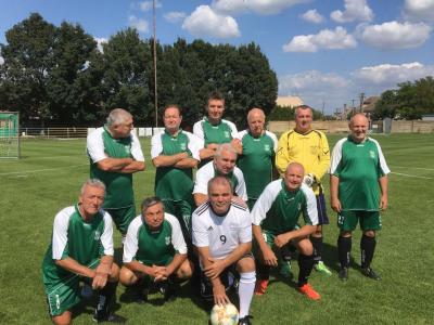 Nem csak a húszéveseké a világ Nemzetközi Veterán kispályás foci torna