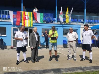 Nem csak a húszéveseké a világ Nemzetközi Veterán kispályás foci torna