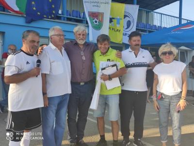 Nem csak a húszéveseké a világ Nemzetközi Veterán kispályás foci torna