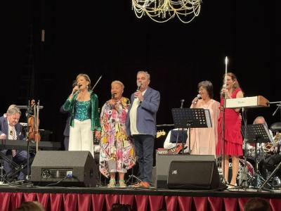 Tavaszköszöntő nőnapi jótékonysági koncert Komáromban