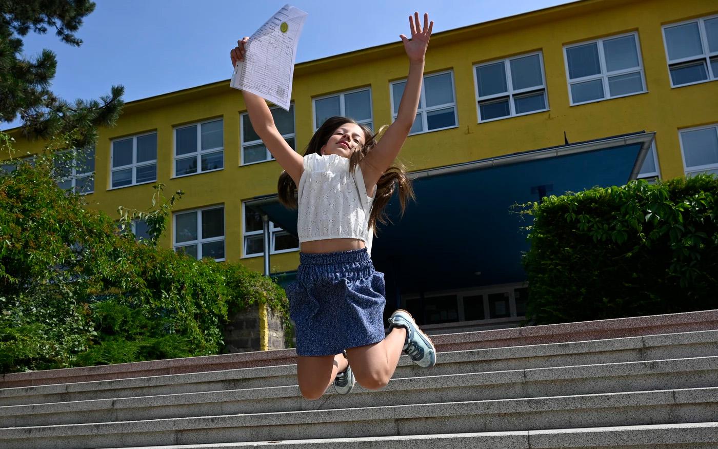 Véget ért a tanév  kezdődhet a nyári vakáció