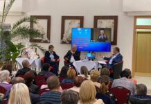 JUDr. Juhos Ferenc beszélgető estje- Csókay András és kedves felesége